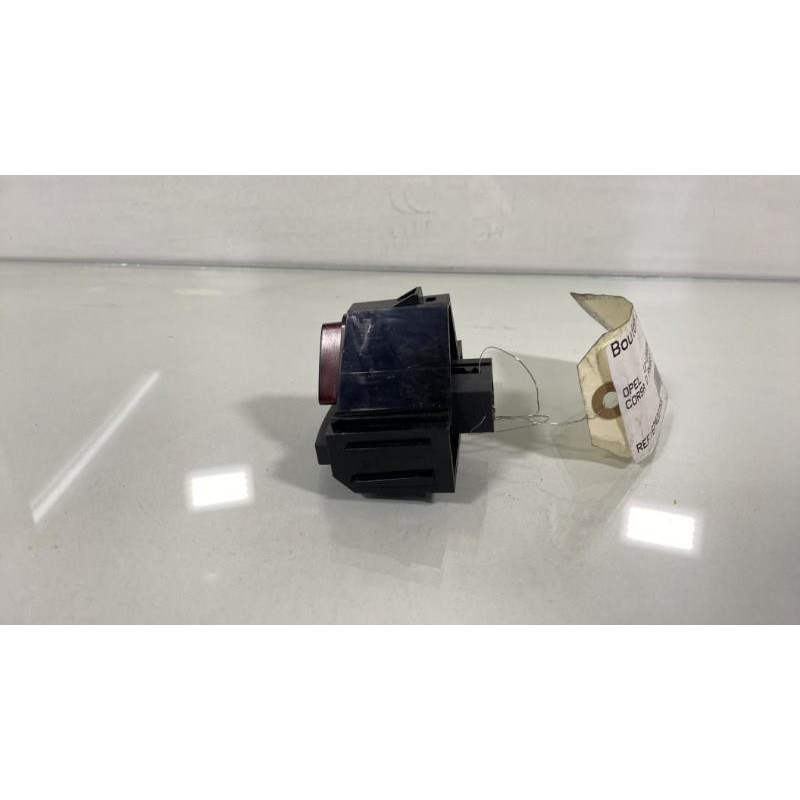 Bouton de warning OPEL CORSA D Photo n°3