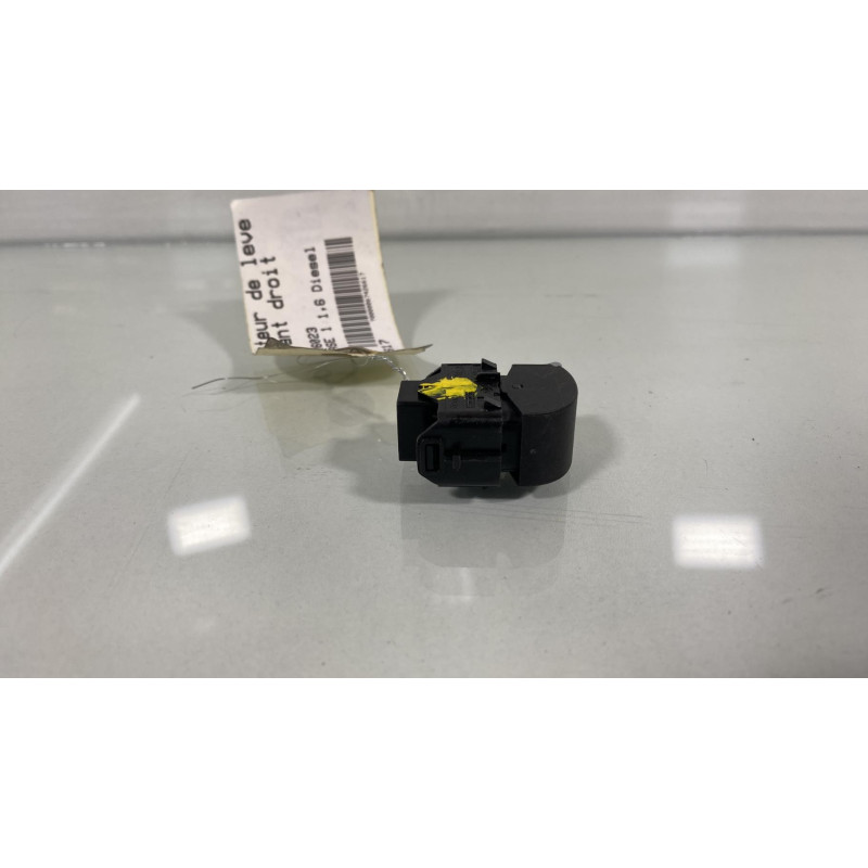 Interrupteur de leve vitre avant droit FORD C-MAX 2 Photo n°3