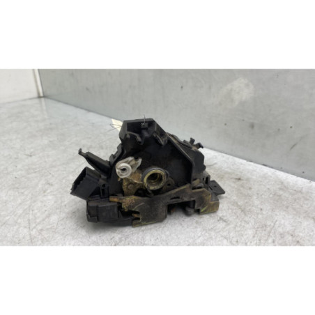 Serrure avant droit FORD FOCUS 1