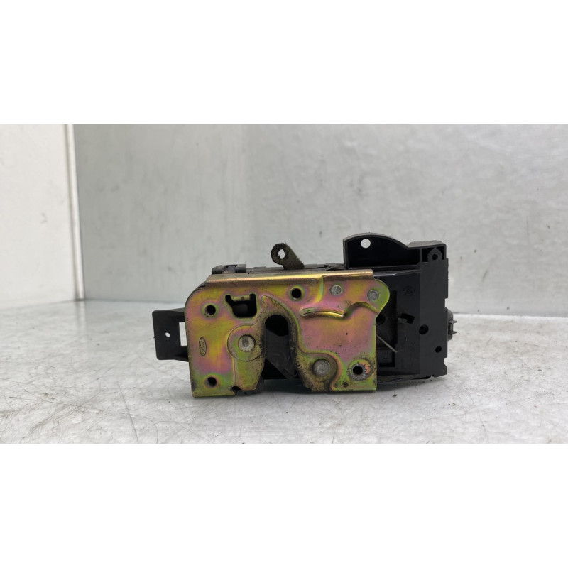 Serrure avant droit FORD FOCUS 1 Photo n°4
