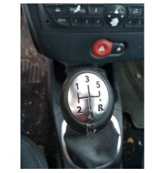 Pare boue arriere droit RENAULT CLIO 3