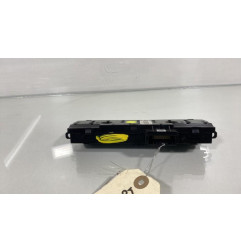 Bouton de warning RENAULT CLIO 5