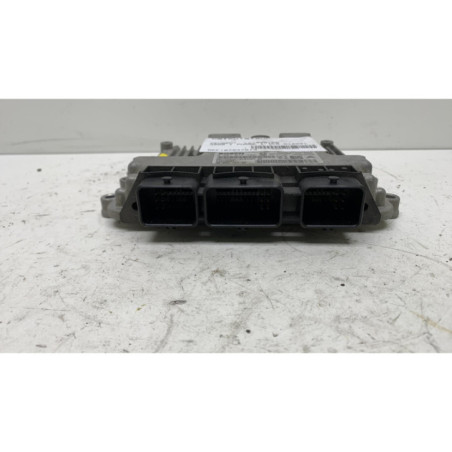 Calculateur moteur PEUGEOT 3008 1