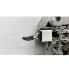 Eclairage de plafonnier TOYOTA AURIS 1