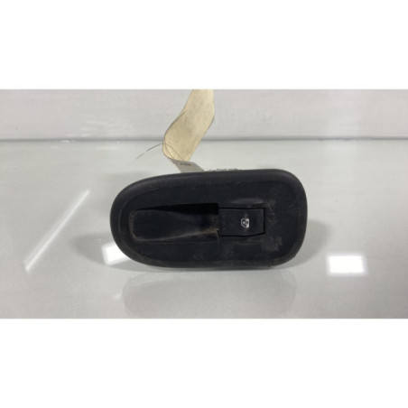 Interrupteur de leve vitre avant droit RENAULT KANGOO 2