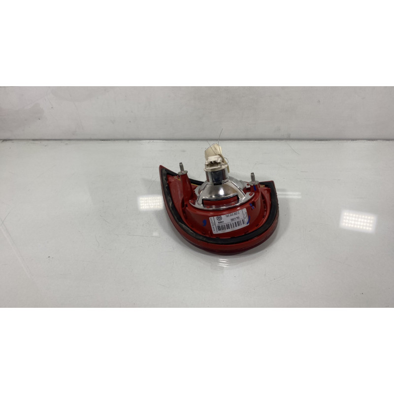 Feu arriere secondaire gauche (feux) VOLKSWAGEN GOLF 5 Photo n°2
