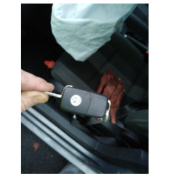 Serrure avant droit VOLKSWAGEN GOLF 5