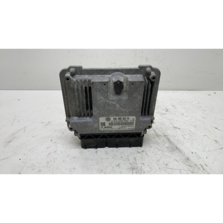 Calculateur moteur VOLKSWAGEN GOLF 5 Photo n°1