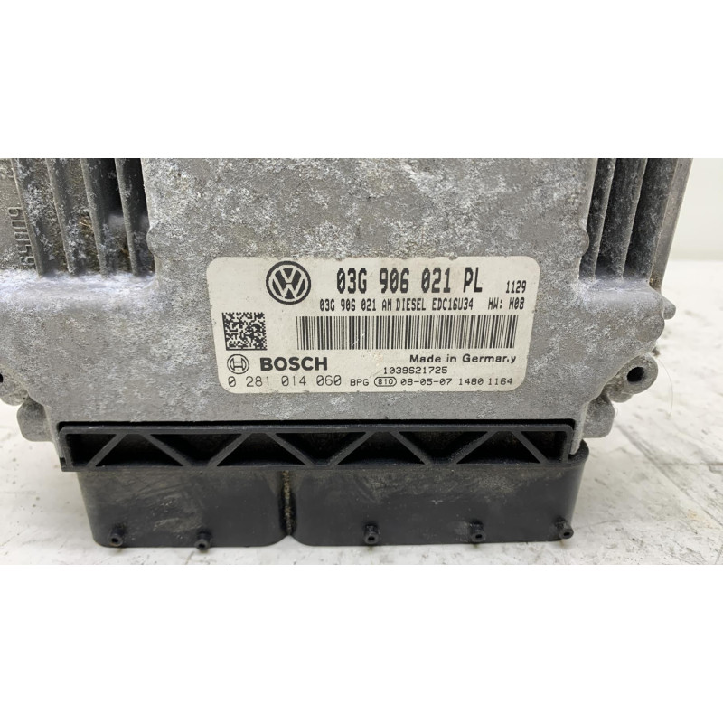 Calculateur moteur VOLKSWAGEN GOLF 5 Photo n°3