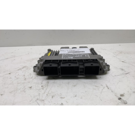 Calculateur moteur PEUGEOT 207