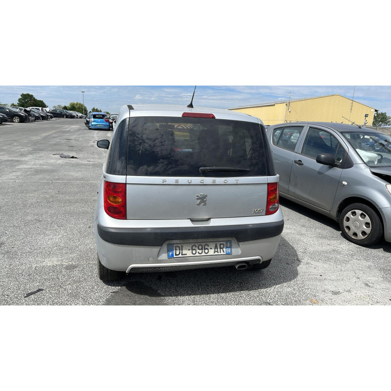 Pare choc arriere PEUGEOT 1007 Photo n°9