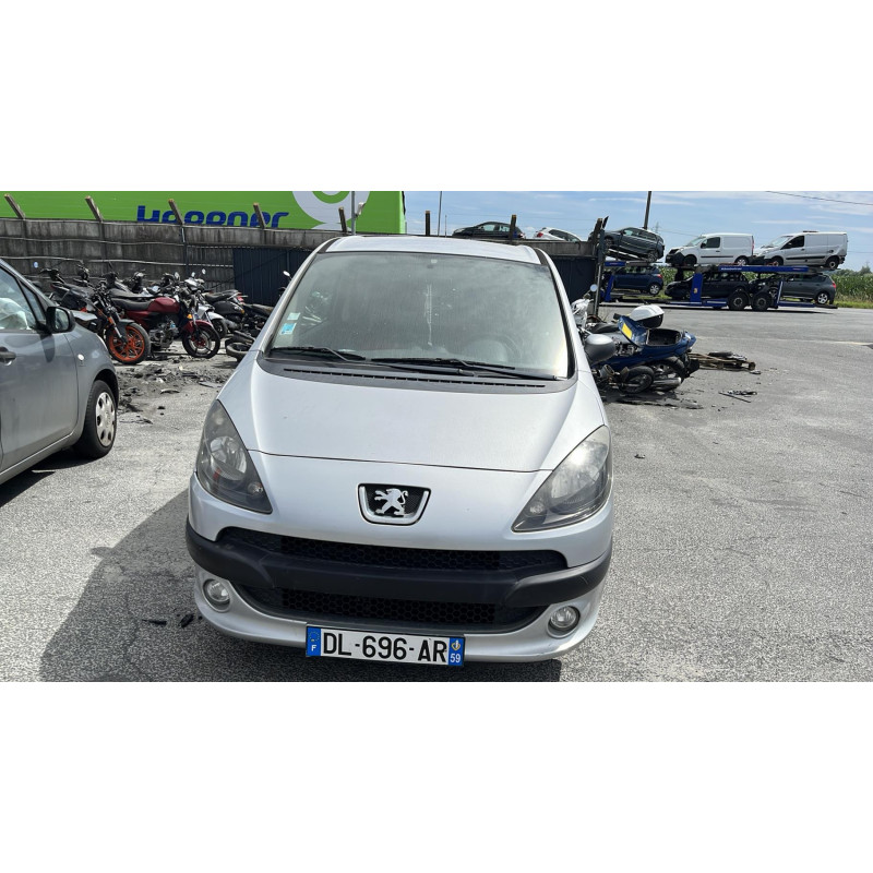 Pare choc arriere PEUGEOT 1007 Photo n°12