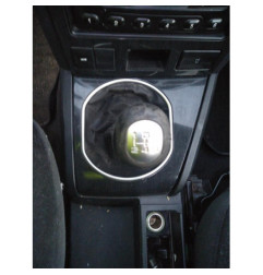 Pare boue avant gauche FORD MONDEO 2