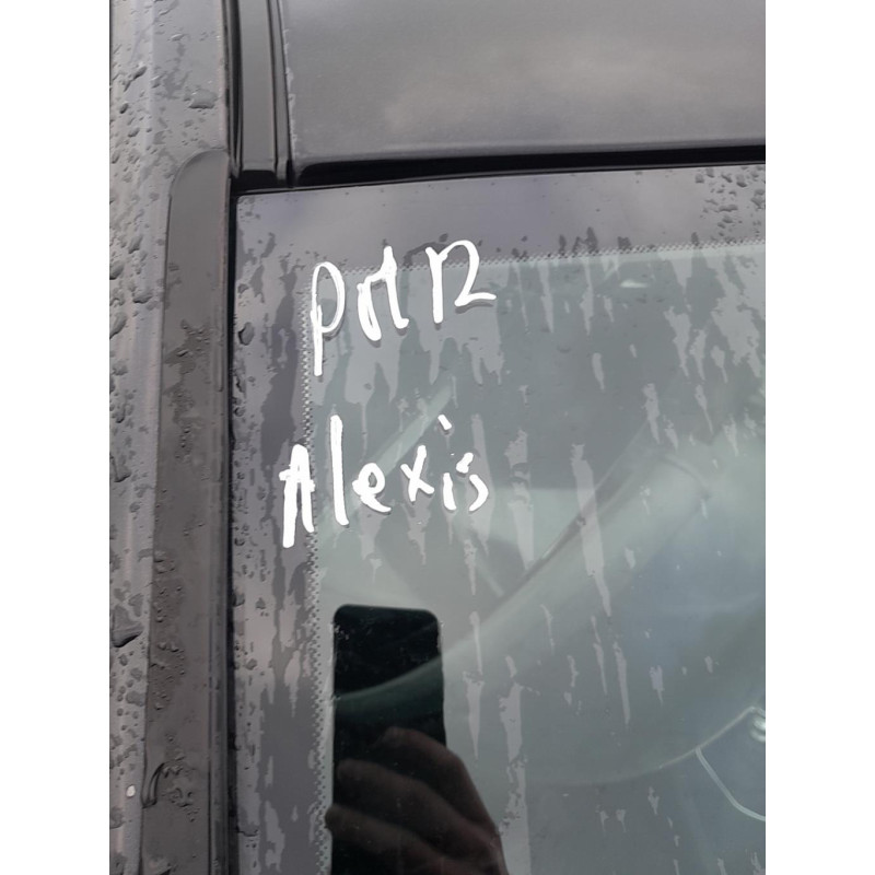 Pare boue avant gauche FORD MONDEO 2 Photo n°7