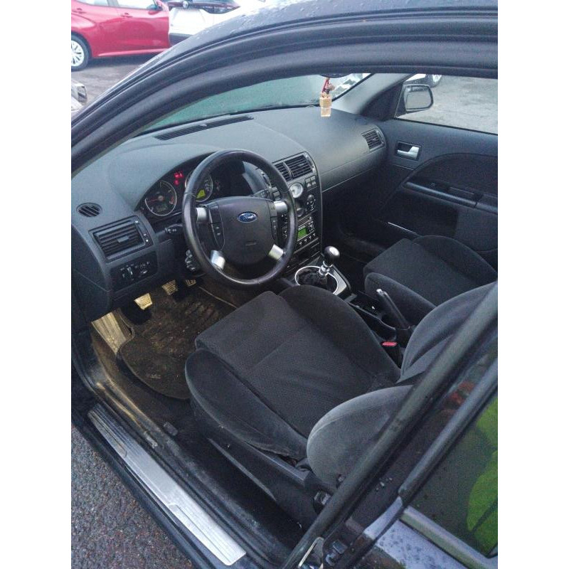 Pare boue avant gauche FORD MONDEO 2 Photo n°8