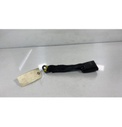 Attache ceinture arriere droit PEUGEOT 206+ Photo n°1