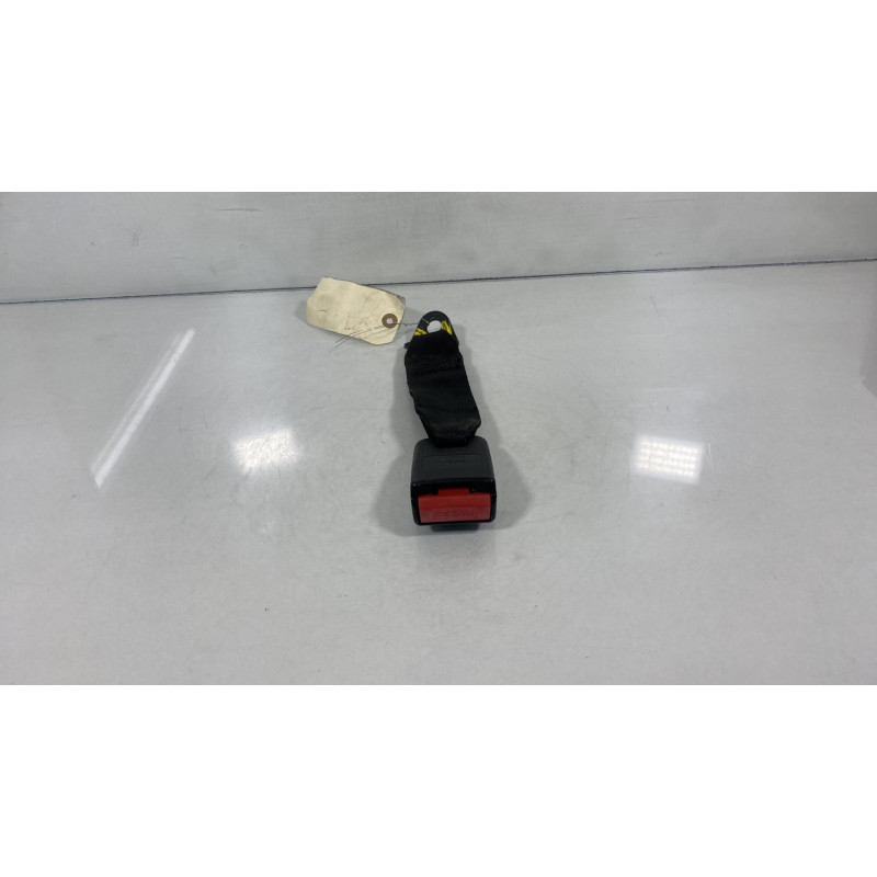 Attache ceinture arriere droit PEUGEOT 206+ Photo n°2