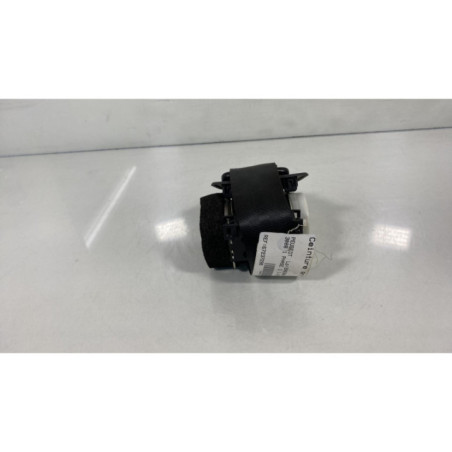 Ceinture arriere droit PEUGEOT 3008 1 Photo n°1
