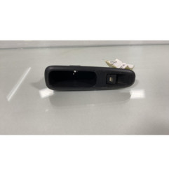 Interrupteur de leve vitre arriere gauche PEUGEOT 3008 1