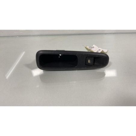 Interrupteur de leve vitre arriere gauche PEUGEOT 3008 1
