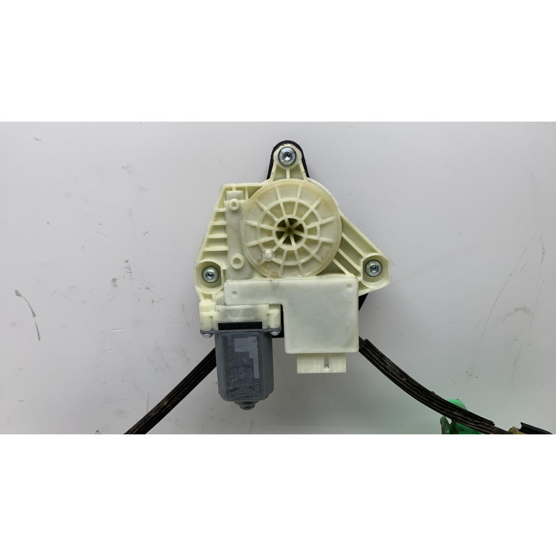 Leve vitre electrique arriere gauche VOLKSWAGEN GOLF 7 Photo n°6