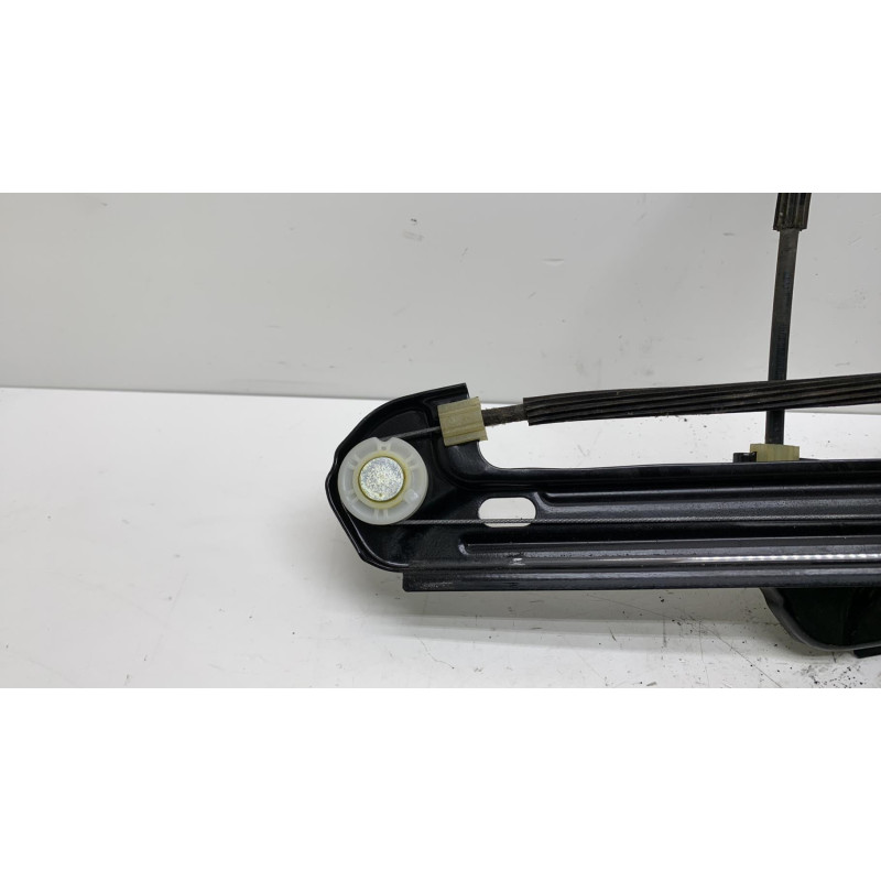 Leve vitre electrique avant droit VOLKSWAGEN GOLF 7 Photo n°2
