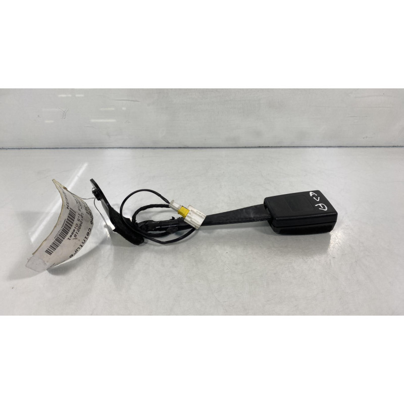 Attache ceinture avant droit CITROEN C4 CACTUS Photo n°1