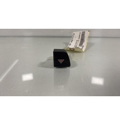 Bouton de warning PEUGEOT 5008 1