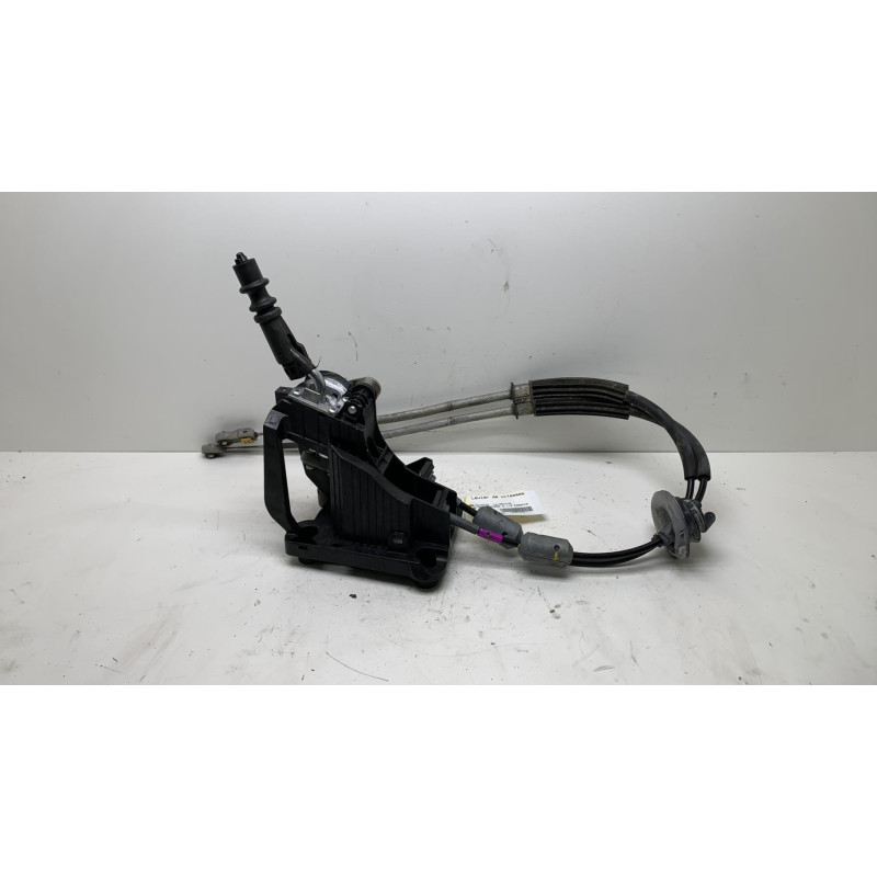 Levier de vitesses PEUGEOT 5008 1 Photo n°4