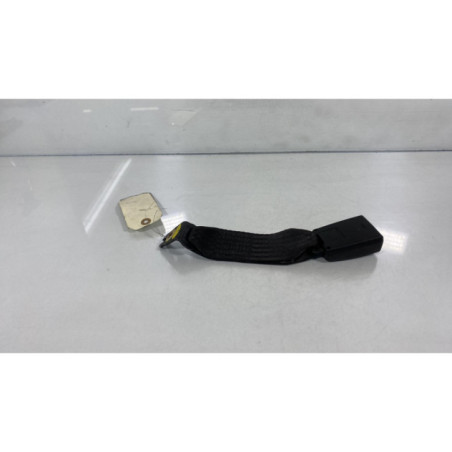 Attache ceinture arriere droit FORD FOCUS 2