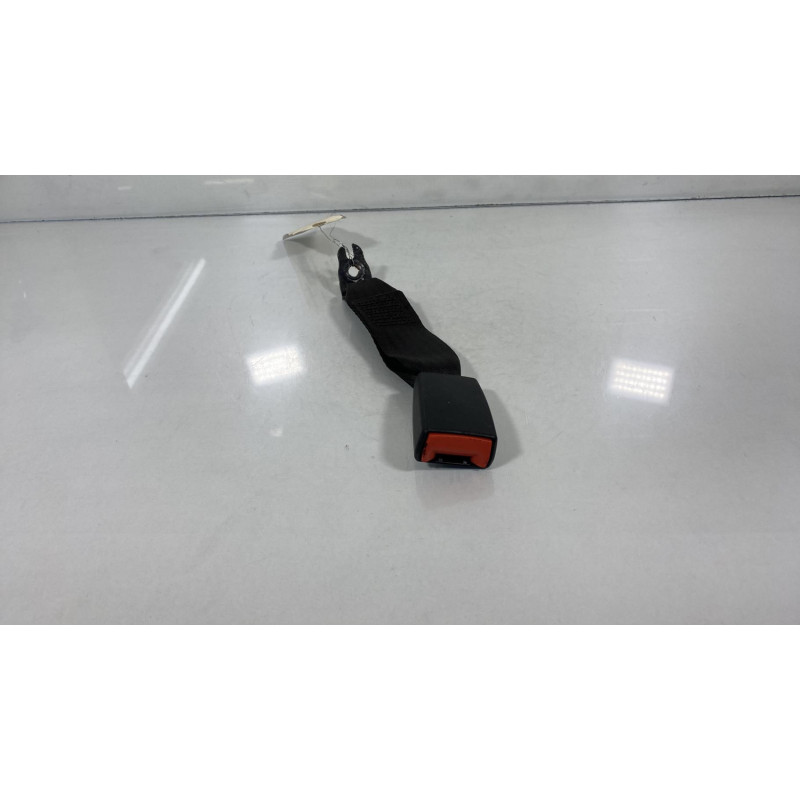 Attache ceinture arriere gauche FORD FOCUS 2 Photo n°1