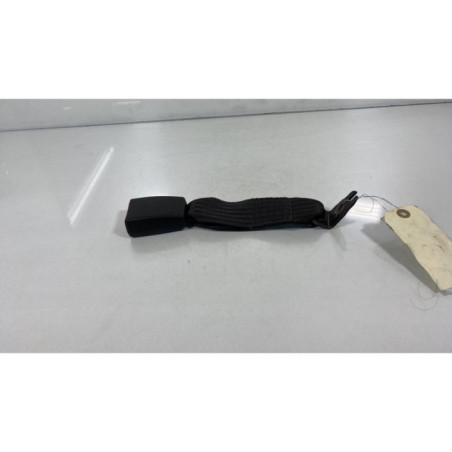 Attache ceinture arriere gauche FORD FOCUS 2