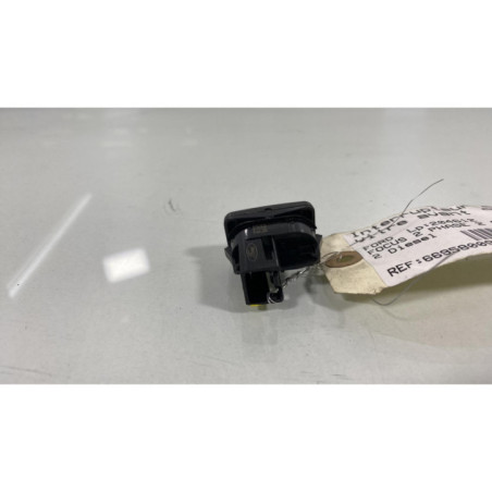 Interrupteur de leve vitre avant droit FORD FOCUS 2 Photo n°1