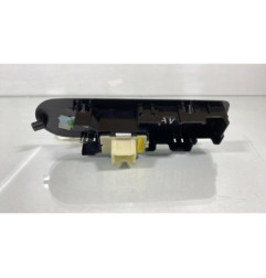 Interrupteur de leve vitre avant droit RENAULT CLIO 4