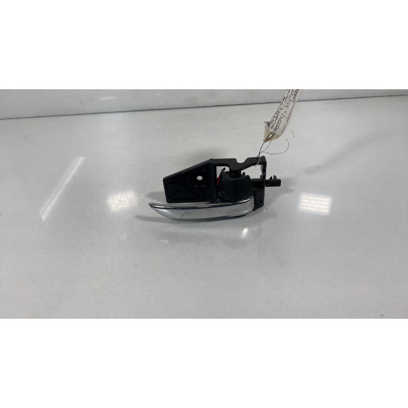 Poignee interieur avant droit SUZUKI SWIFT 4 Photo n°3