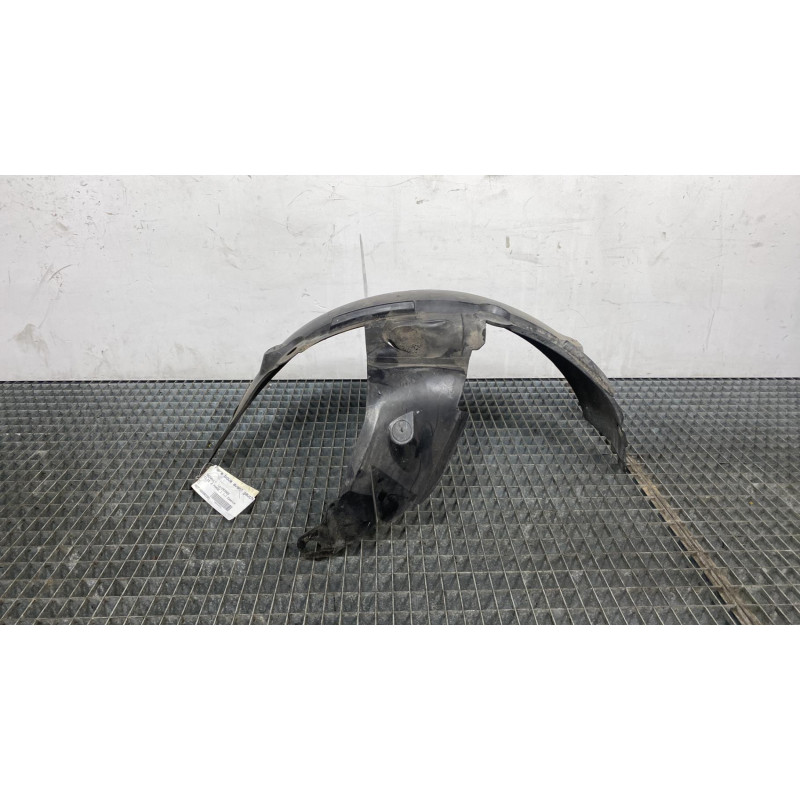 Pare boue avant gauche RENAULT CLIO 2 Photo n°2