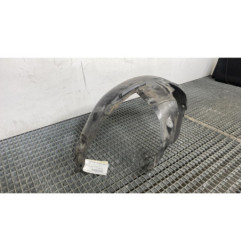 Pare boue avant gauche RENAULT CLIO 2