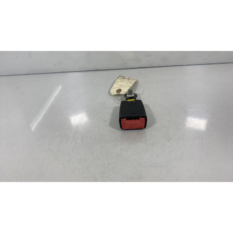 Attache ceinture avant gauche FIAT MULTIPLA Photo n°1