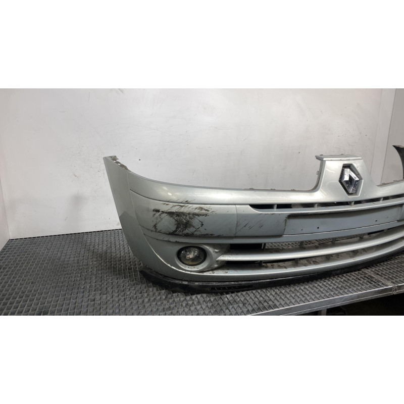 Pare choc avant RENAULT CLIO 2 Photo n°3