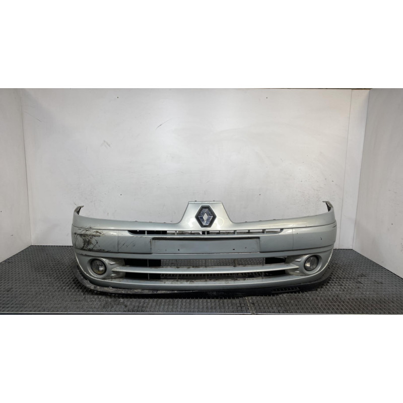 Pare choc avant RENAULT CLIO 2 Photo n°6
