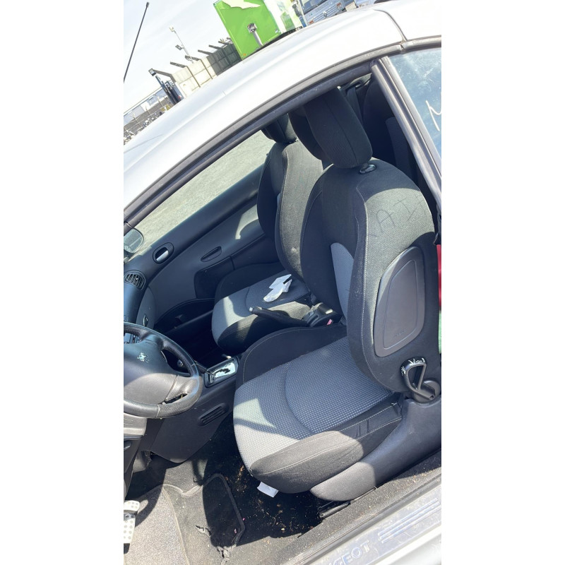 Poignee interieur avant droit PEUGEOT 206 Photo n°11