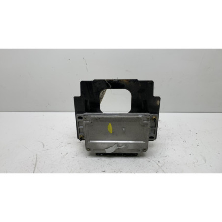 Calculateur moteur PEUGEOT 307