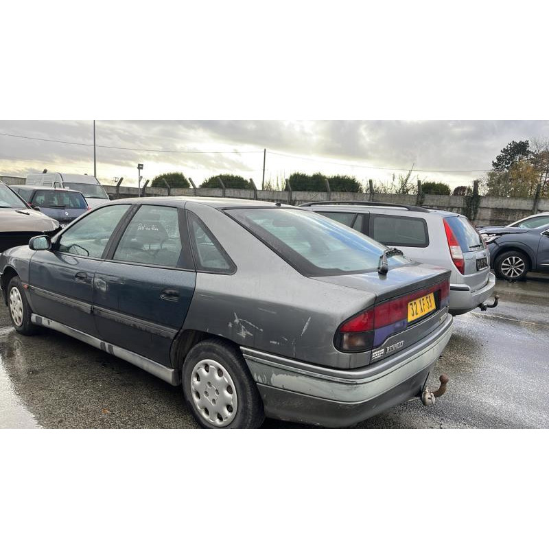 Vitre avant droit RENAULT SAFRANE Photo n°5