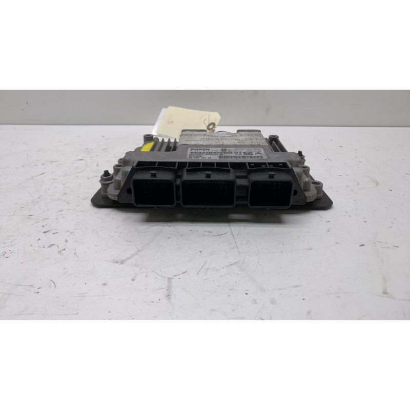 Calculateur moteur PEUGEOT 308 1 SW Photo n°1