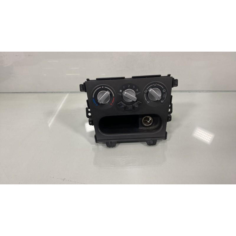 Commande chauffage OPEL AGILA B Photo n°3
