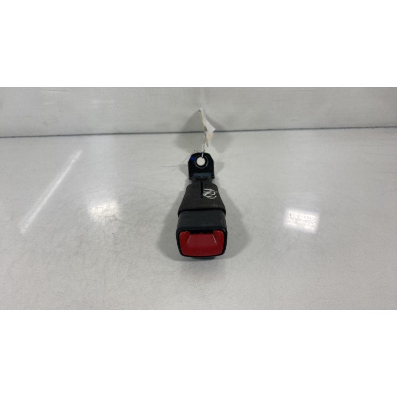 Attache ceinture arriere droit SUZUKI SWIFT 4 Photo n°3