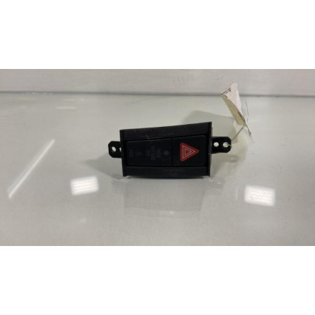 Bouton de warning SUZUKI SWIFT 4