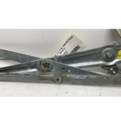 Leve vitre mecanique avant droit OPEL AGILA B