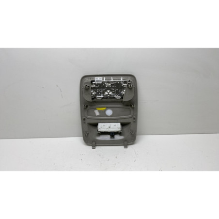 Eclairage de plafonnier RENAULT CLIO 4