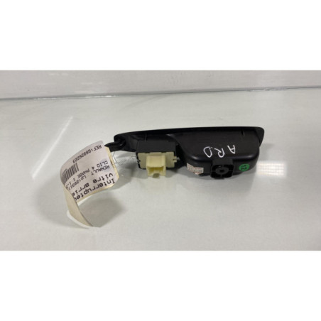 Interrupteur de leve vitre arriere droit RENAULT CLIO 4 Photo n°1